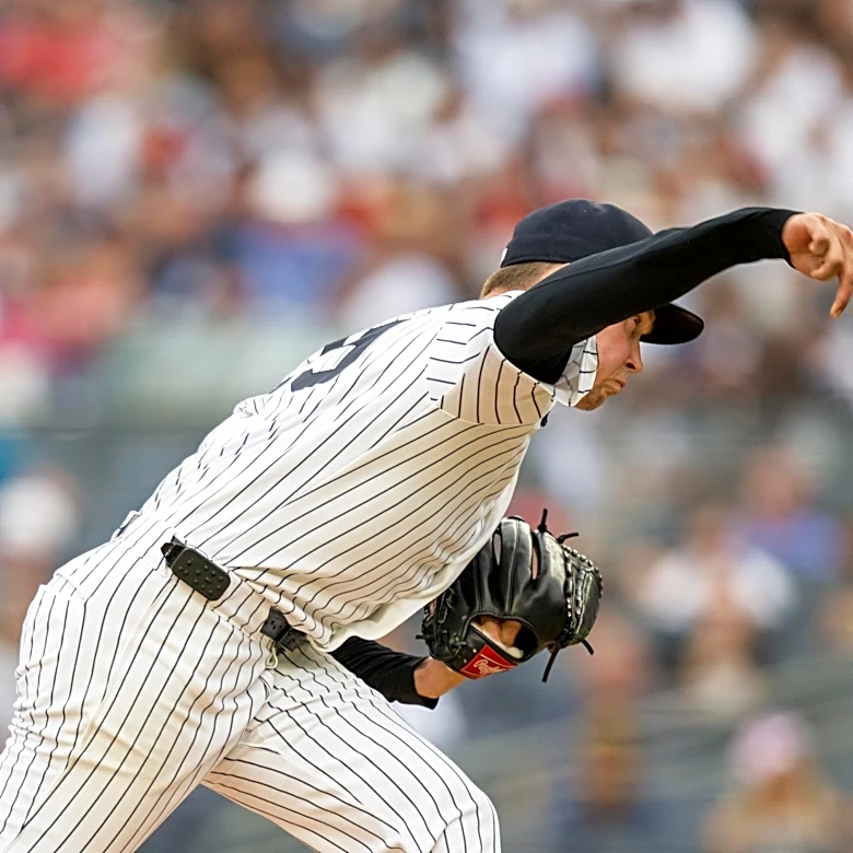 Enough runs to lose count, Yankees beat the Red Sox by 15