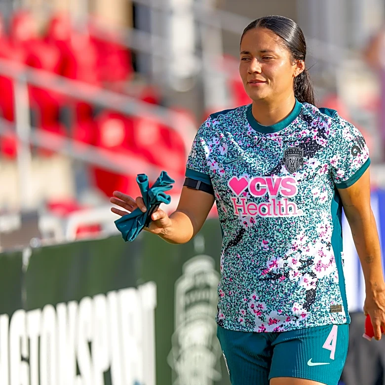 Report: Manchester United set to sign defender Rebeca Bernal from Washington Spirit