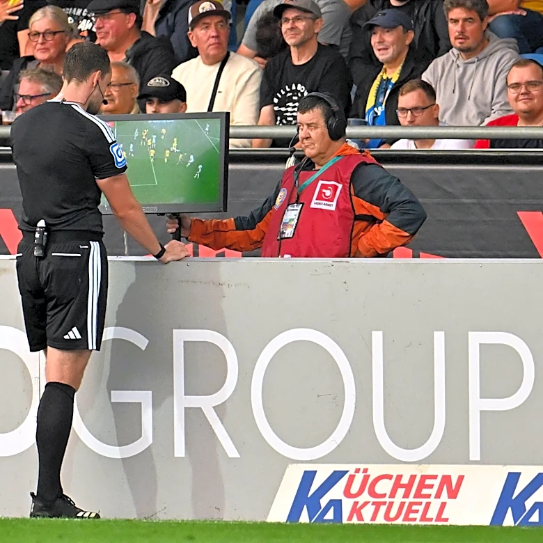 VAR to interfere less this Bundesliga season