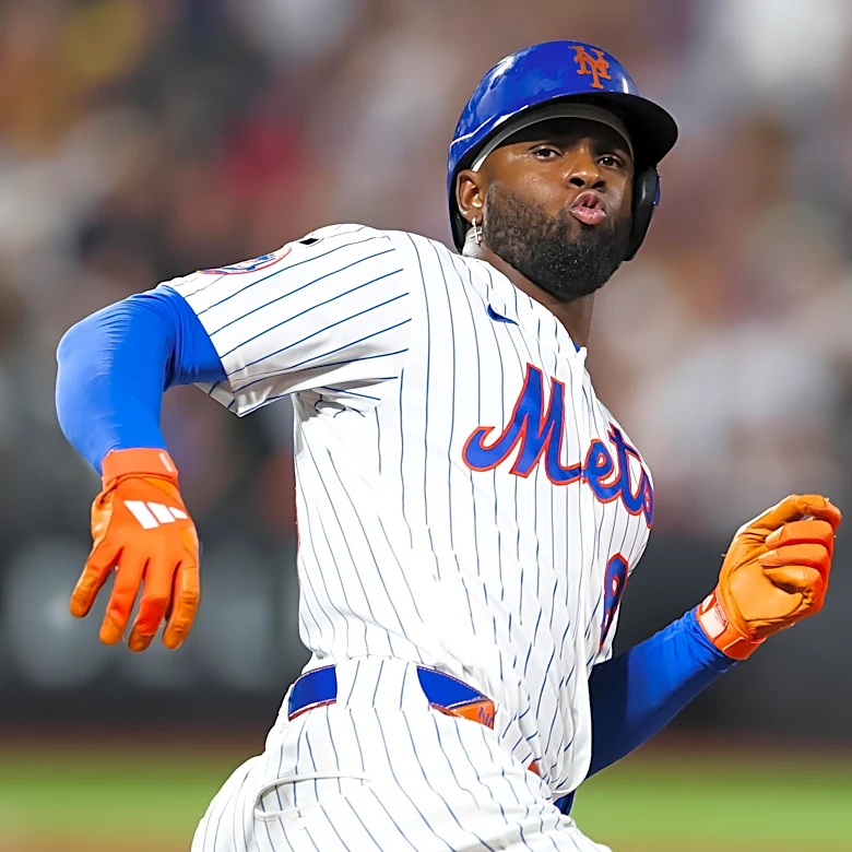 Orioles claim Luis Robert Jr. off waivers from Mets