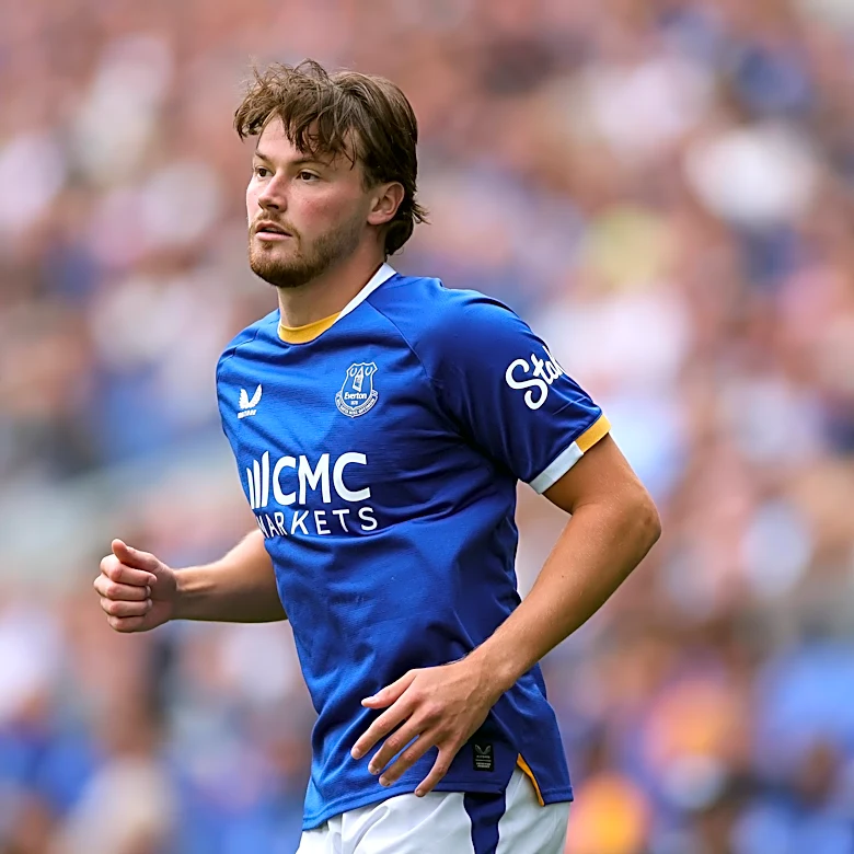 Everton sending out another fullback, still no sign of any incoming