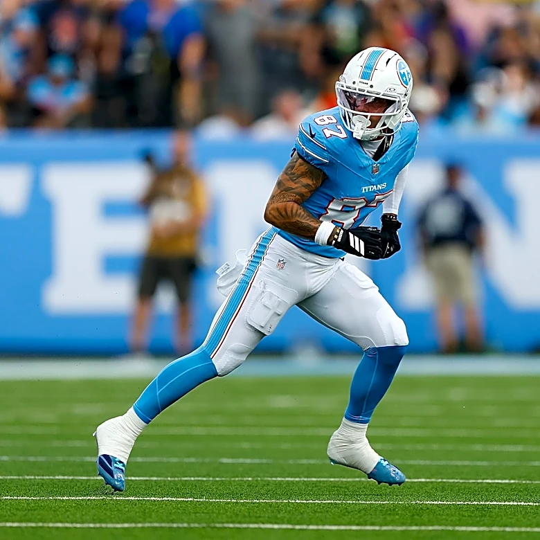 Tennessee Titans news: Xavier Restrepo cut after waiver claims