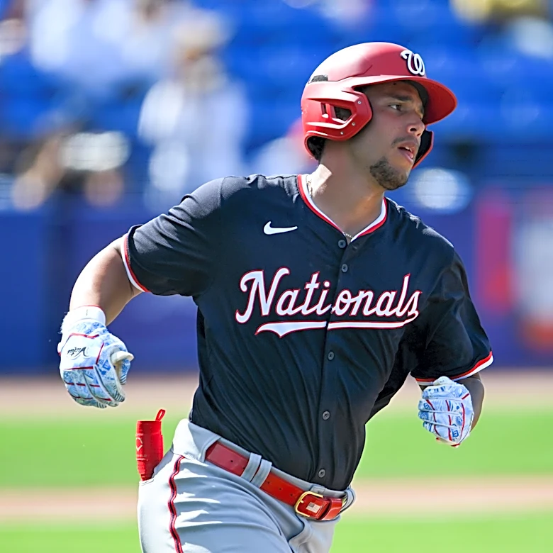 Washington Nationals call up the powerful Yohandy Morales