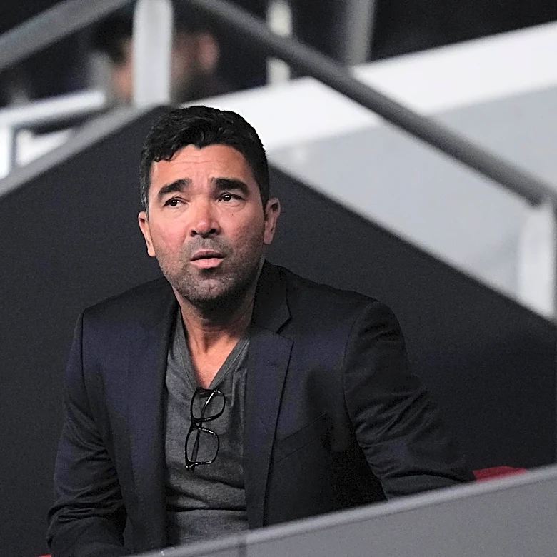 Barcelona sporting director Deco confirms no more signings