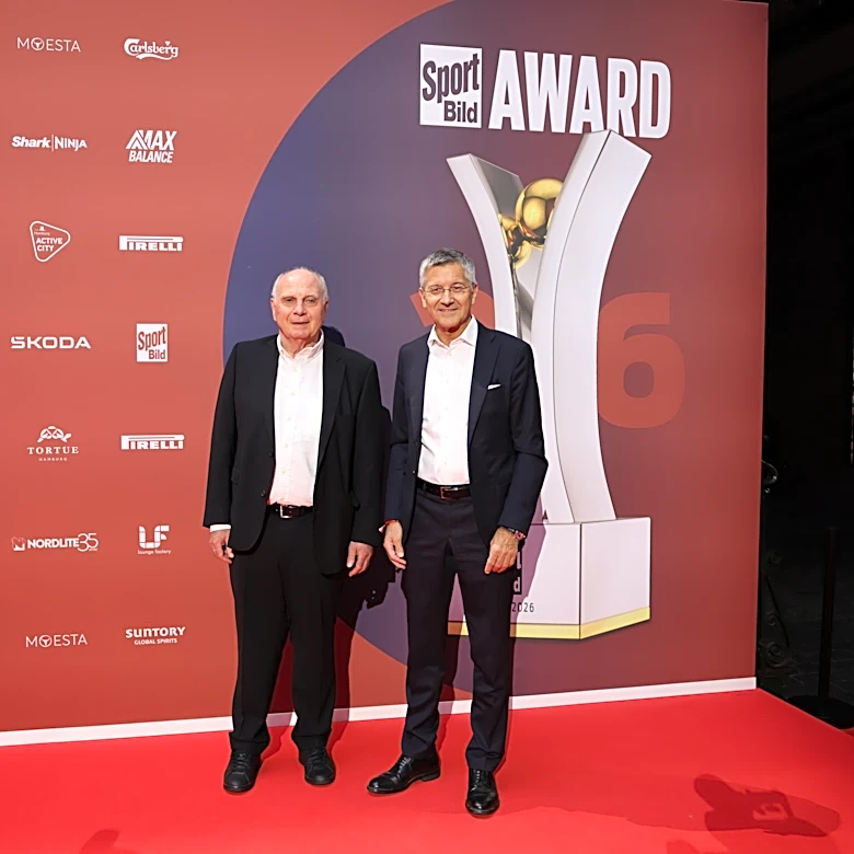 Bayern Munich’s honorary president Uli Hoeneß receives Legends Award