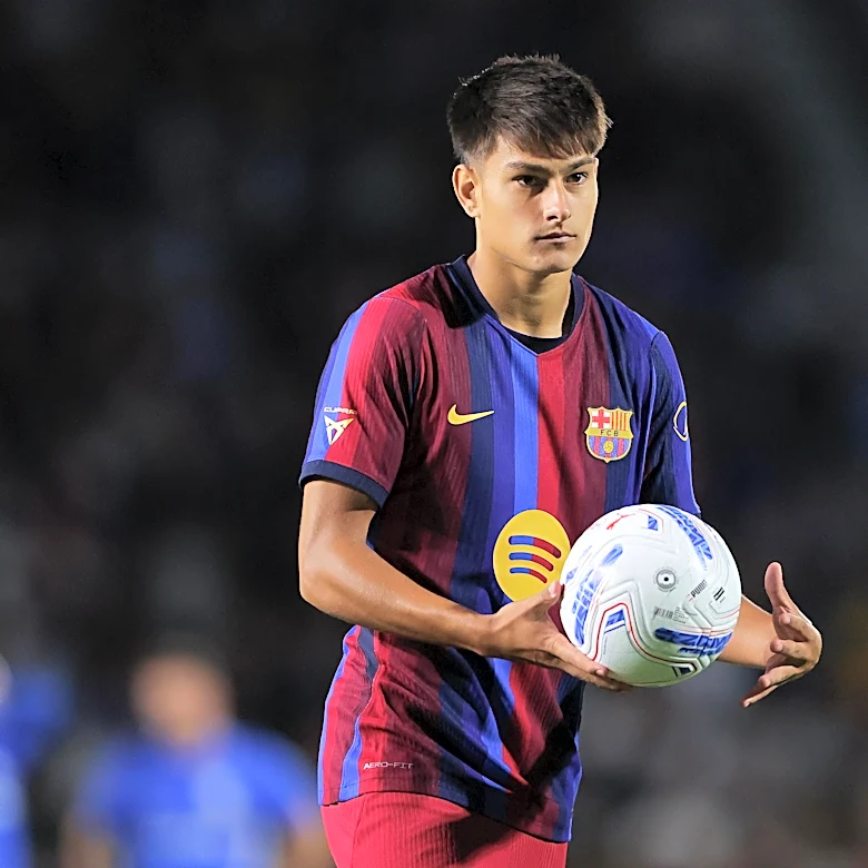 Barcelona confirm new shirt number for Brian Farinas after first team promotion