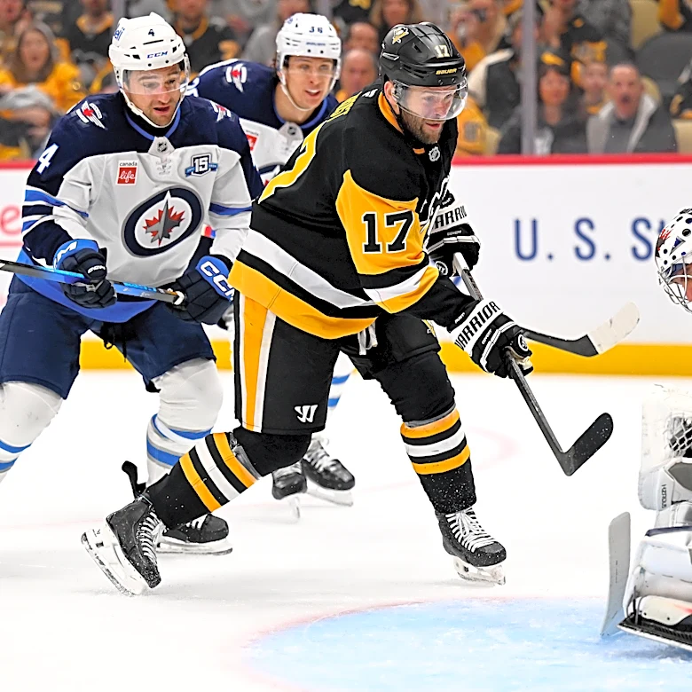 NHL Odds ‘n Ends: Hellebuyck, expansion, Jagr finished?