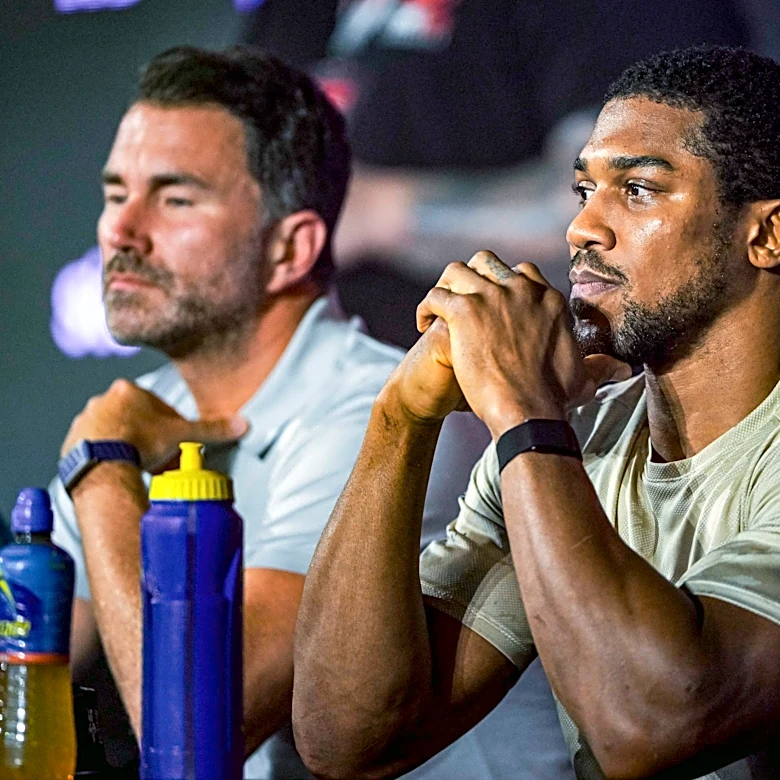 ‘Ball is in their court’: Eddie Hearn says clock is ticking on renegotiating Tyson Fury vs Anthony Joshua