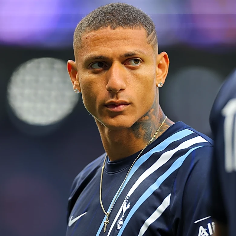 REPORT: Trabsonspor working to sign Richarlison