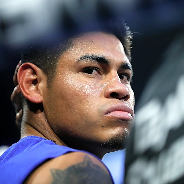Emanuel Navarrete vs O’Shaquie Foster set for Oct. 24