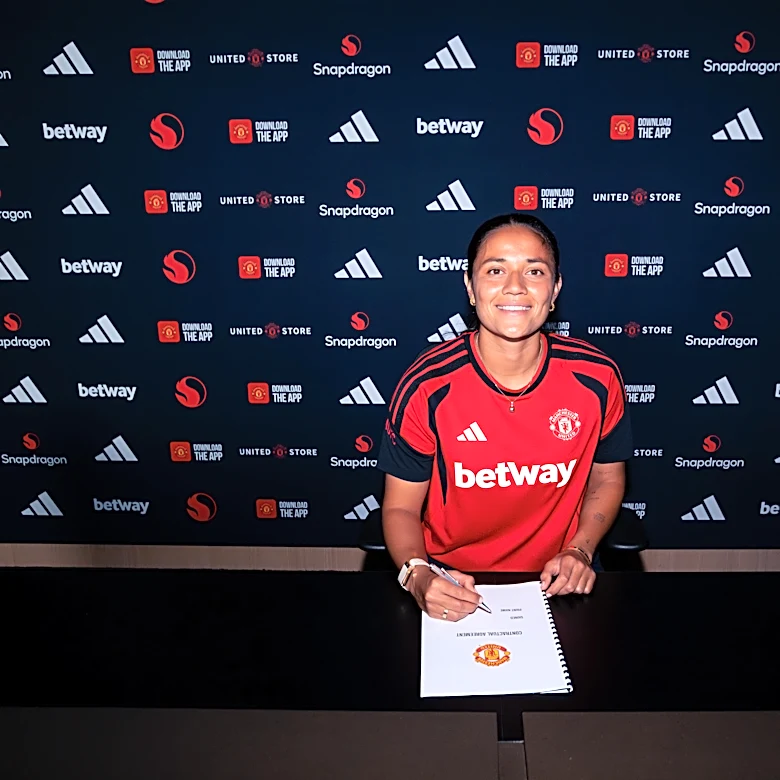 Official: Washington Spirit transfer Mexico star Rebeca Bernal to Manchester United