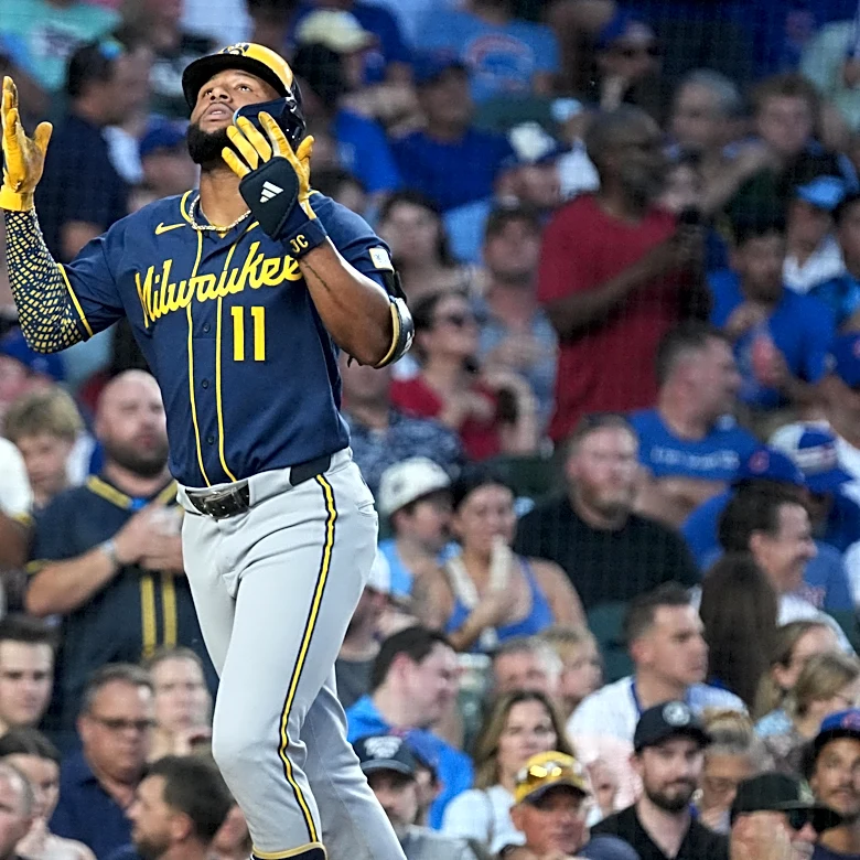 Brewers survive early roller coaster to beat Cubs 9-5