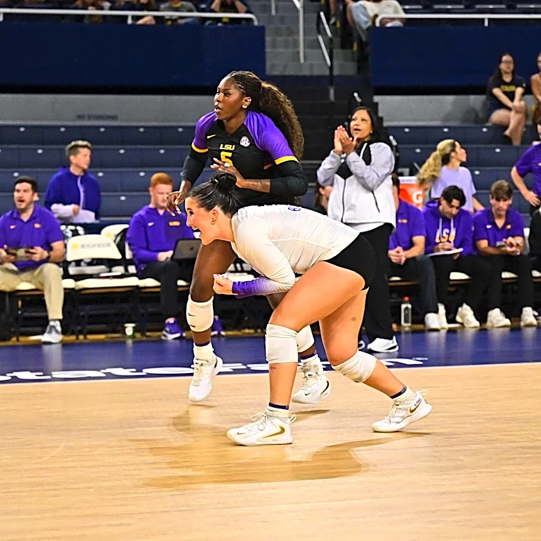 LSU volleyball drops both games in Ann Arbor