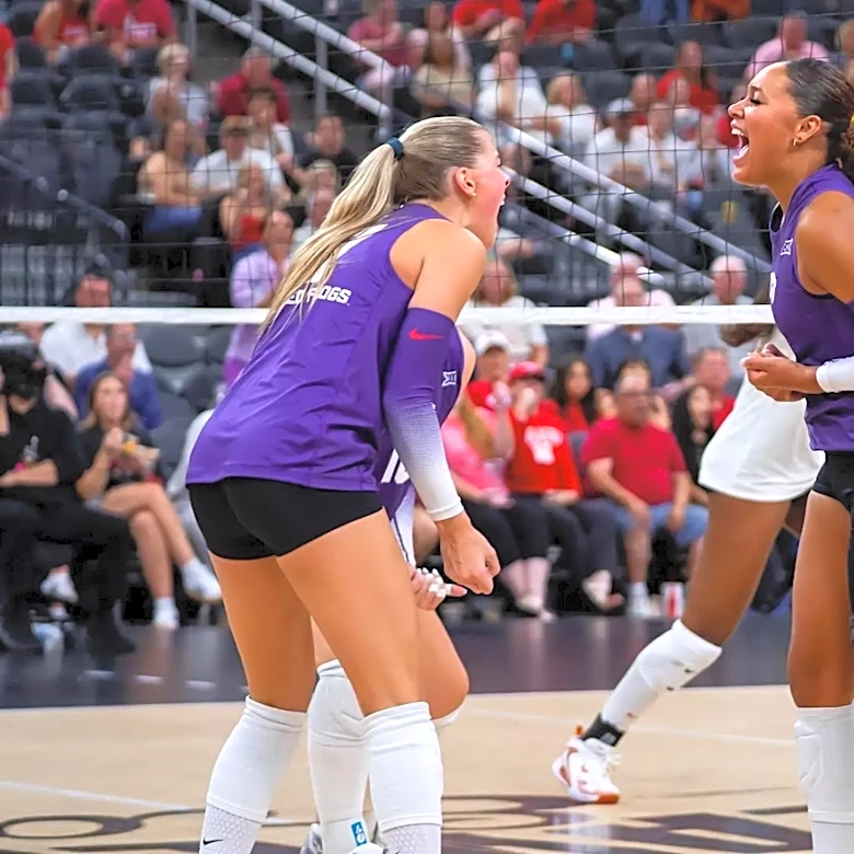 Volleyball: Jalyn Gibson returns from ACL injury, No. 18 TCU falls to No. 2 Texas at Players Era Showcase