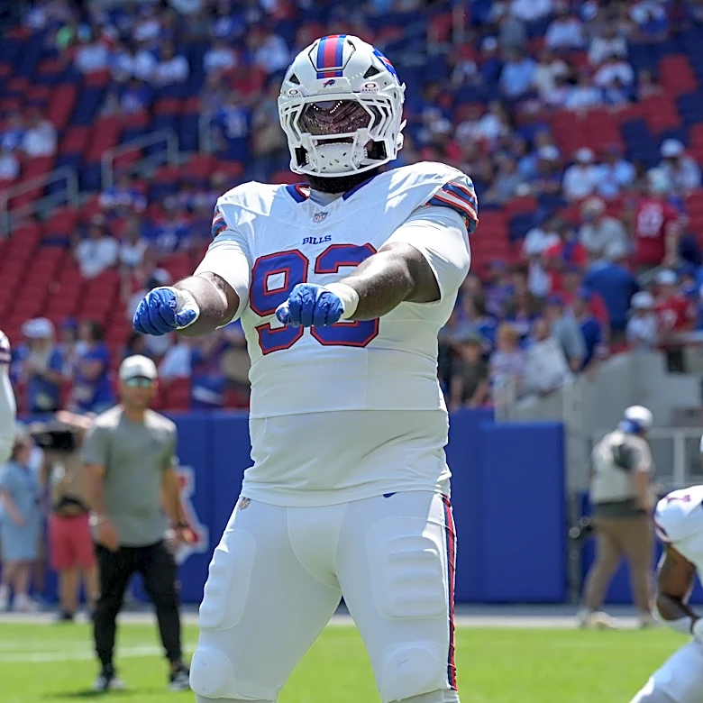 Browns work out 5 linemen on Thursday