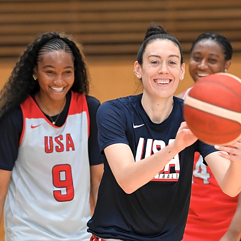 World Cup gameday discussion: Predicting a winner for all eight opening day matchups, headlined by an easy victory for Team USA