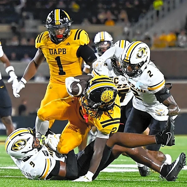Death Row Defense Alive and Well in Season Opener