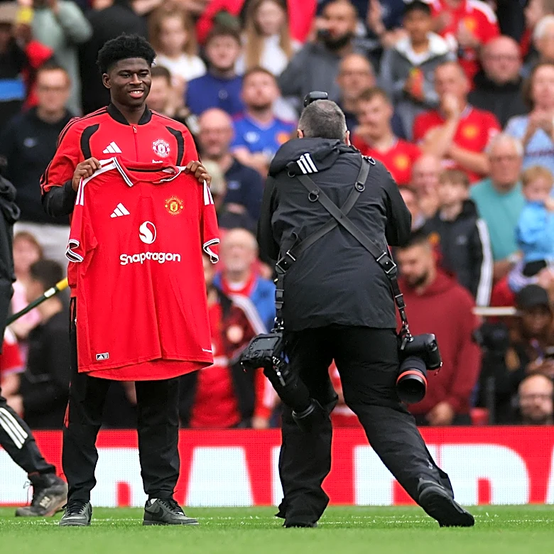 Staff Roundtable: Grading Manchester United’s Transfer Window