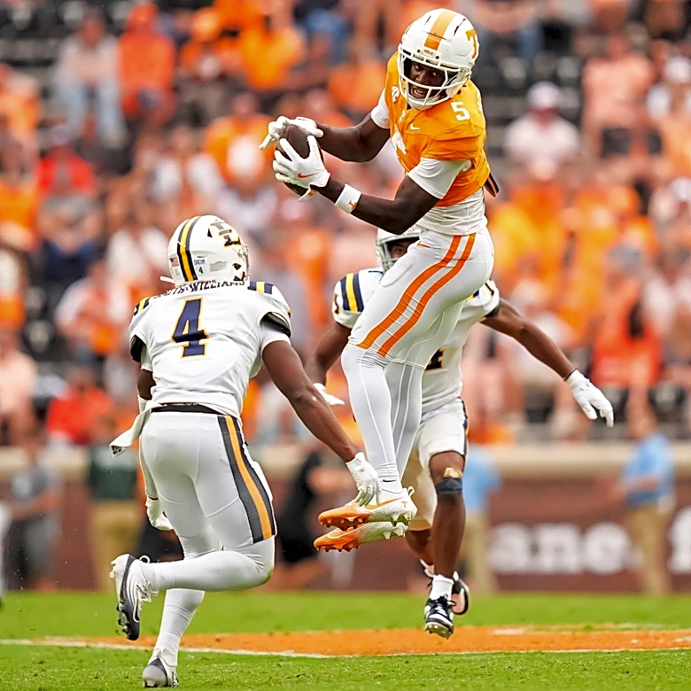 Tennessee vs. Furman: What to watch for, picks and predictions
