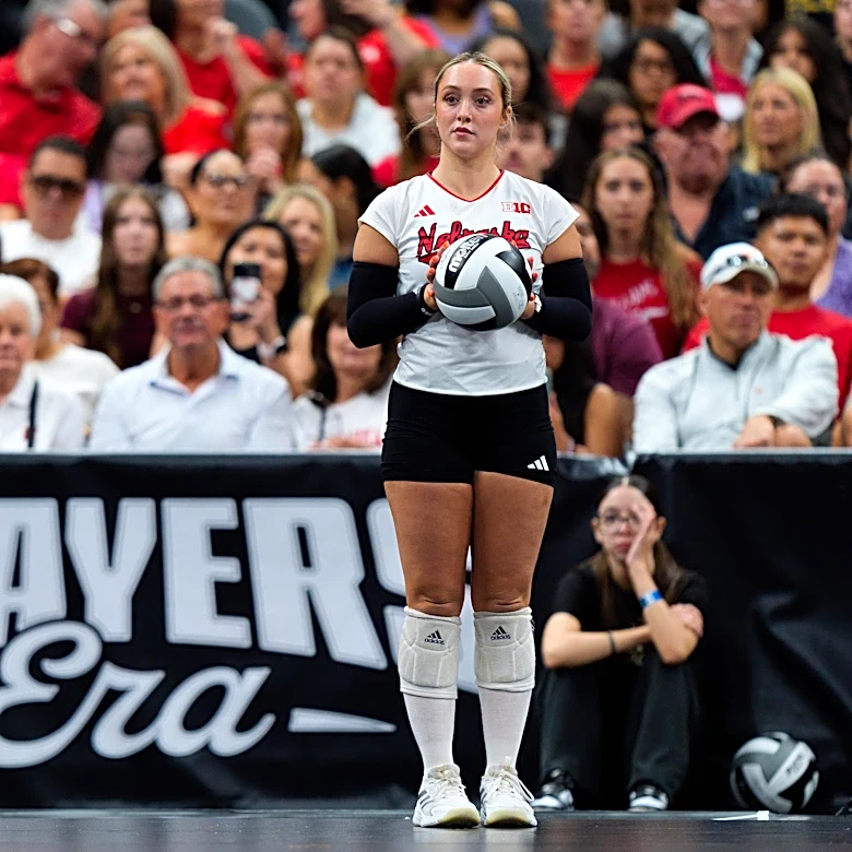 Husker Volleyball Heads to Chicago to Play DePaul Friday Night