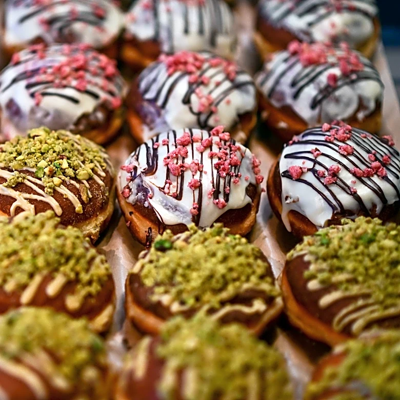 Best Things Ever: Cell Phones vs. Doughnuts