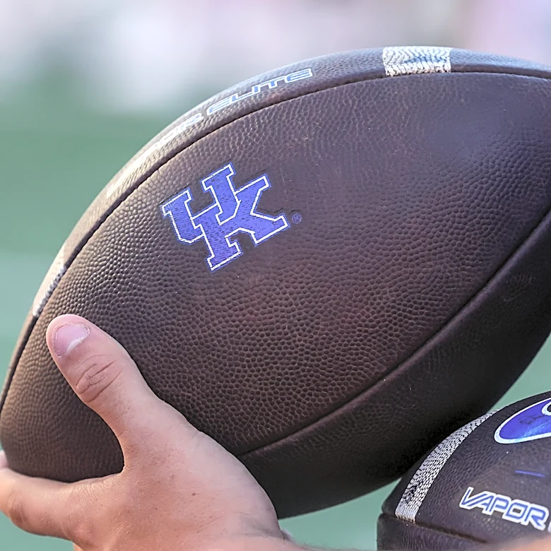 Kentucky Football gets jersey patch deal that looks questionable but makes total sense
