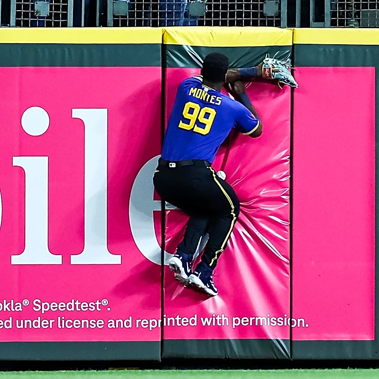 Logan Gilbert fans 10 but gives up 7 in Mariners loss to Athletics