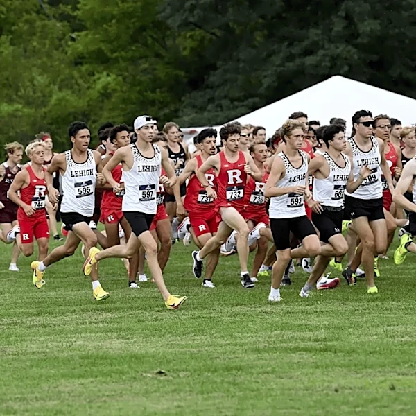 Cross Country Opens With a Sweep at the Lehigh Invitational