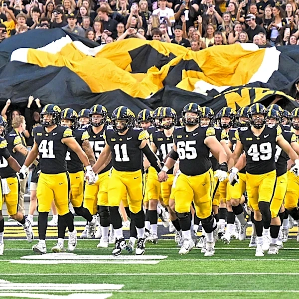 Iowa Hawkeyes vs Northern Illinois Huskies Fan Discussion