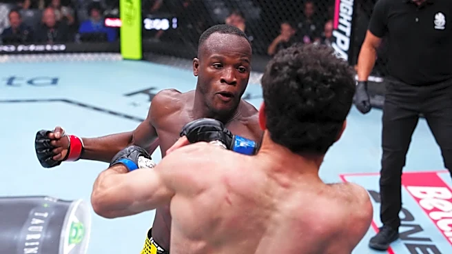 Highlights! Losene Keita turns in wild walk-off knockout, scales the Octagon to cheer himself on cageside | UFC Paris