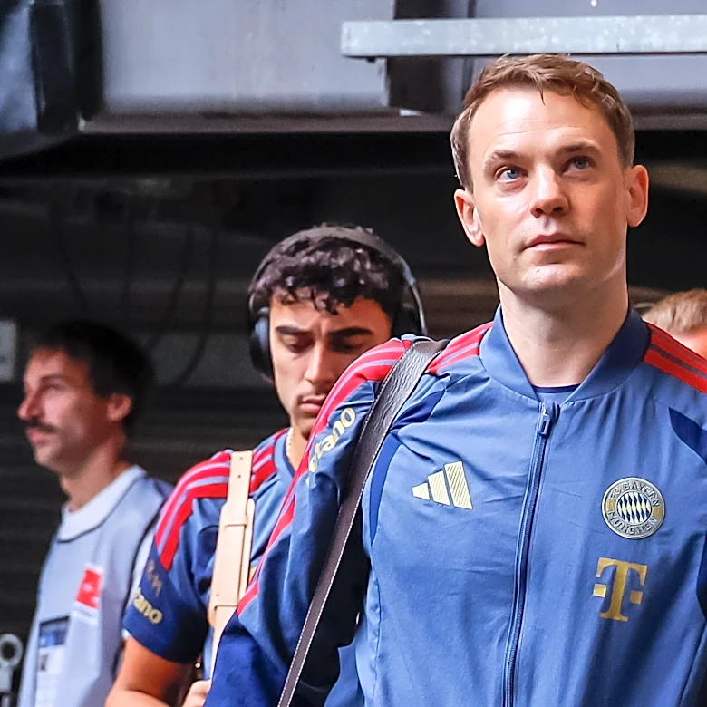 Schalke On Brand: Bayern Munich irked as Schalke fans taunt Manuel Neuer with S.O.B. insults