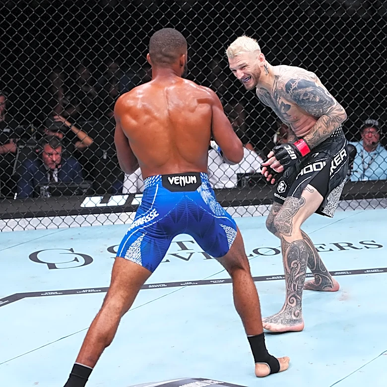 Highlights! Salahdine Parnasse takes Octagon by storm, debuts with wicked liver kick TKO over Dan Hooker | UFC Paris