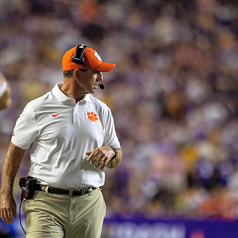 Clemson Gets Throttled By LSU: 55-10