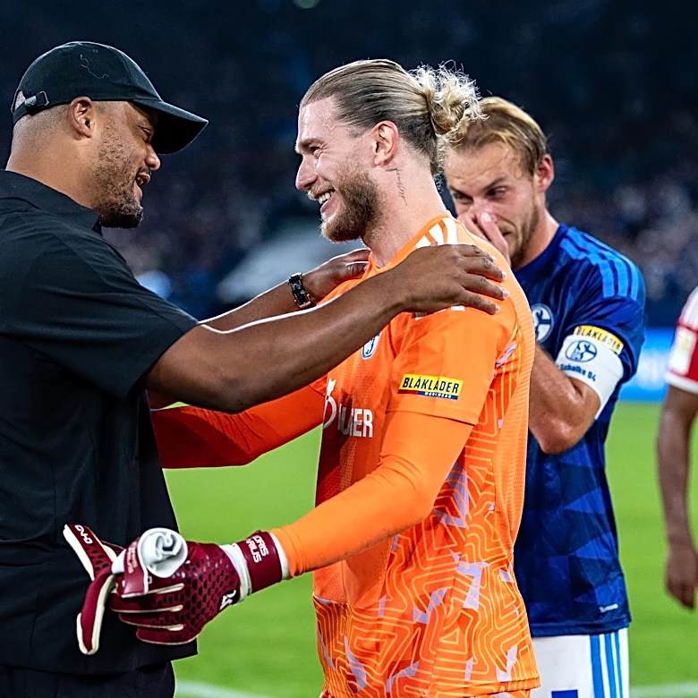 Vincent Kompany made a point to congratulate Loris Karius after Bayern Munich’s draw with Schalke