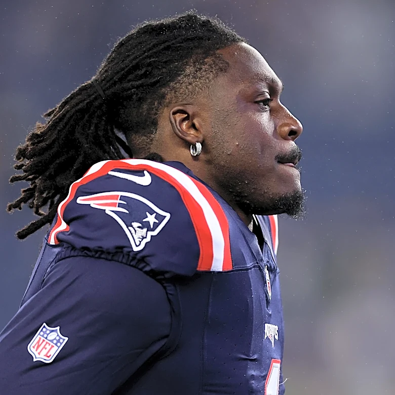 Sunday Patriots Notes: Tough love shaped A.J. Brown’s leadership