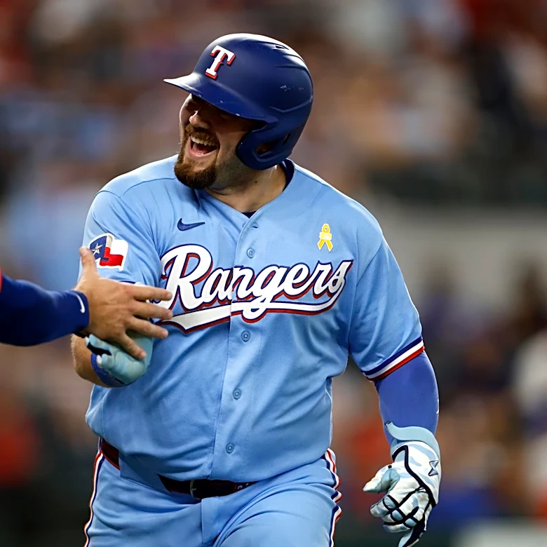 71-73 – Rangers put on their rally pants to take finale from Rays 8-6