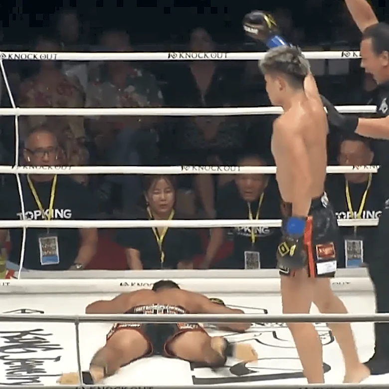 Video: Muay Thai legend Sitthichai launched into the air after vicious uppercut