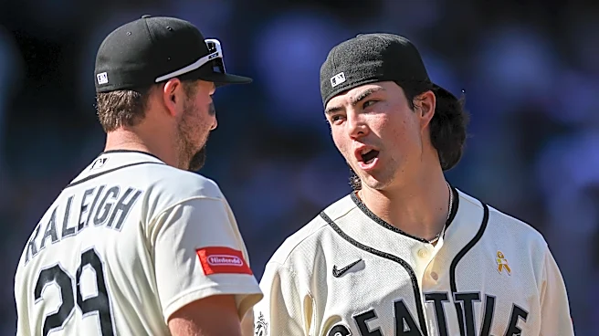 Bryan Woo brilliant as Mariners avoid sweep, win 2-0