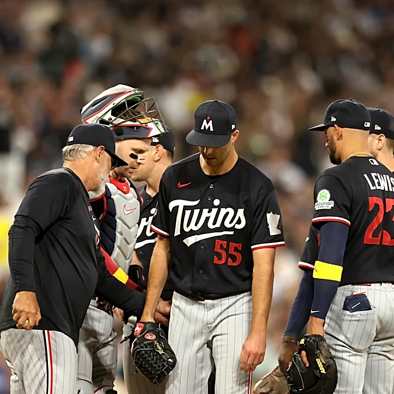 White Sox 10, Twins 1: Mostly flightless birds on Peacock