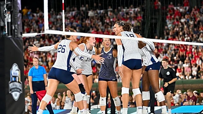 No. 3 Kentucky Volleyball dominates No. 13 Penn State in 3-1 win at Wrigley Field