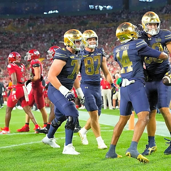 Notre Dame got all they could handle in Green Bay, but still gets 41-13 win over Wisconsin