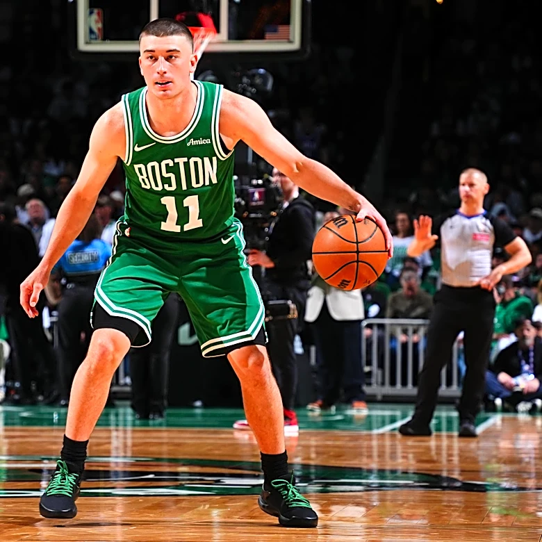 Payton Pritchard: starter or sixth man?