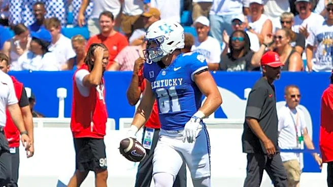 Kentucky unleashed the tight ends to kick off the Will Stein era