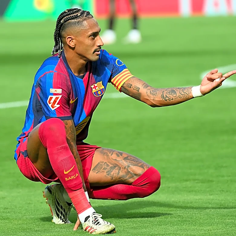 Is Raphinha the perfect answer to Barcelona’s No. 9 problem?