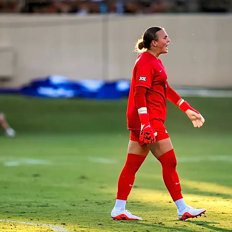Soccer: Olivia Geller records 8 saves, No. 19 TCU falls to Texas