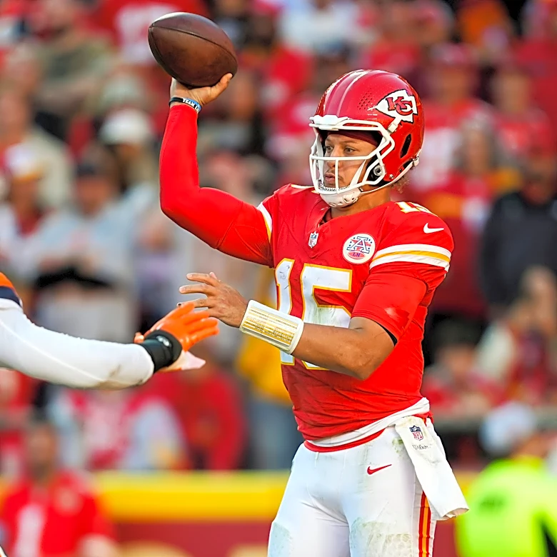 Horse Tracks: Payton expects Mahomes, Chiefs to be full strength on MNF