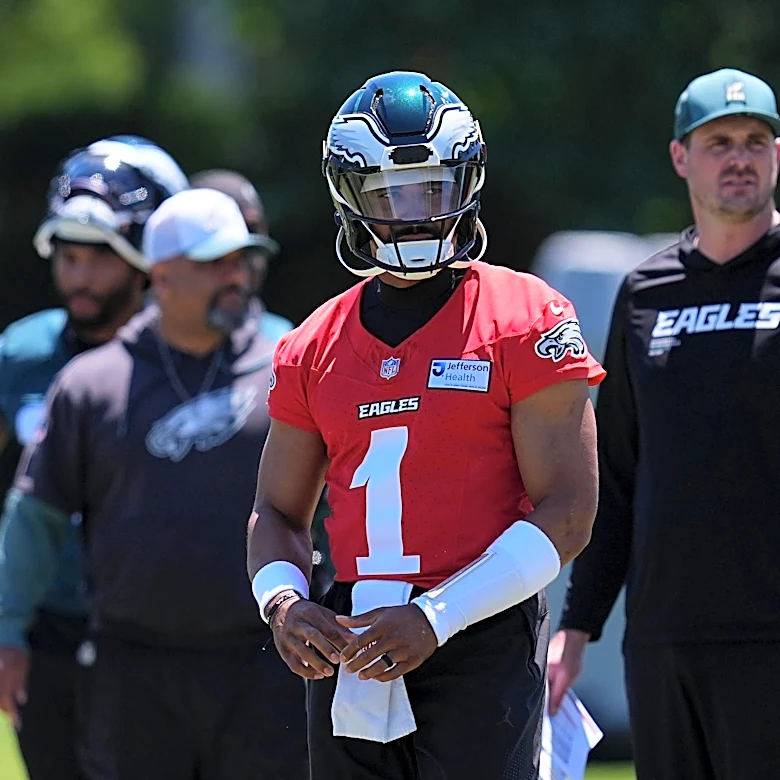 Eagles News: Jalen Hurts is “bought in and fighting hard through the learning curve”