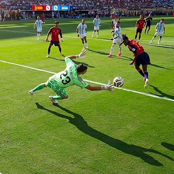 Marc Cucurella nominated for Ballon d’Or; Emi Martínez for Yashin Trophy