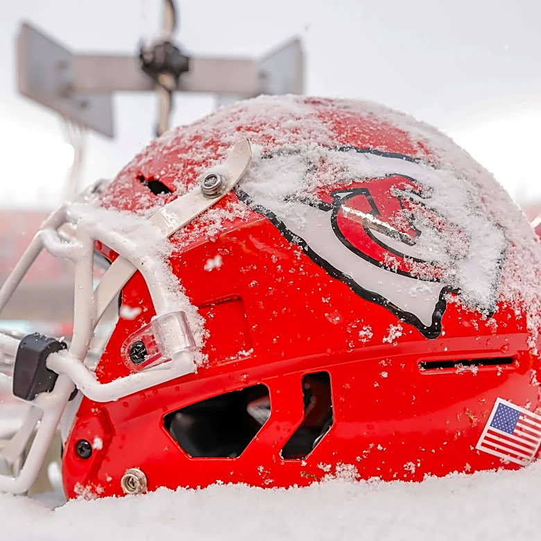 Chiefs News: Chiefs logo painted on Broncos’ practice field