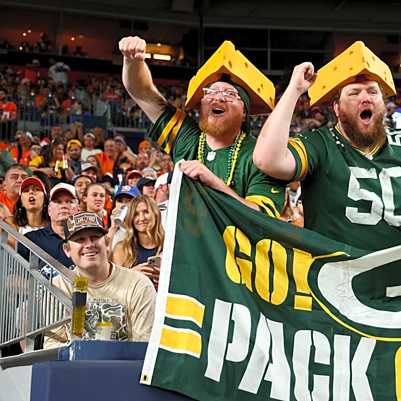 Predict the Green Bay Packers’ final win total in 2026